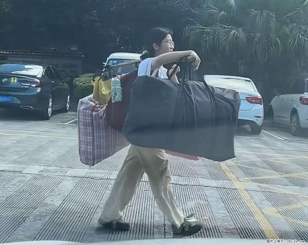 全网追的“扁担女孩”，找了一份暑假工，时薪12元 - 淄博生活资讯 - 淄博28生活网 zb.28life.net